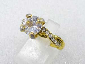 クリスタル　指輪(12.5号)